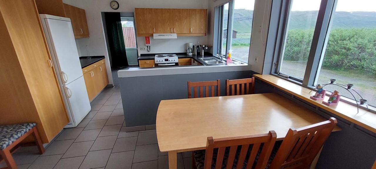 Апартаменты Aegisholt Privete House With Hot Tub Patreksfjordur Экстерьер фото
